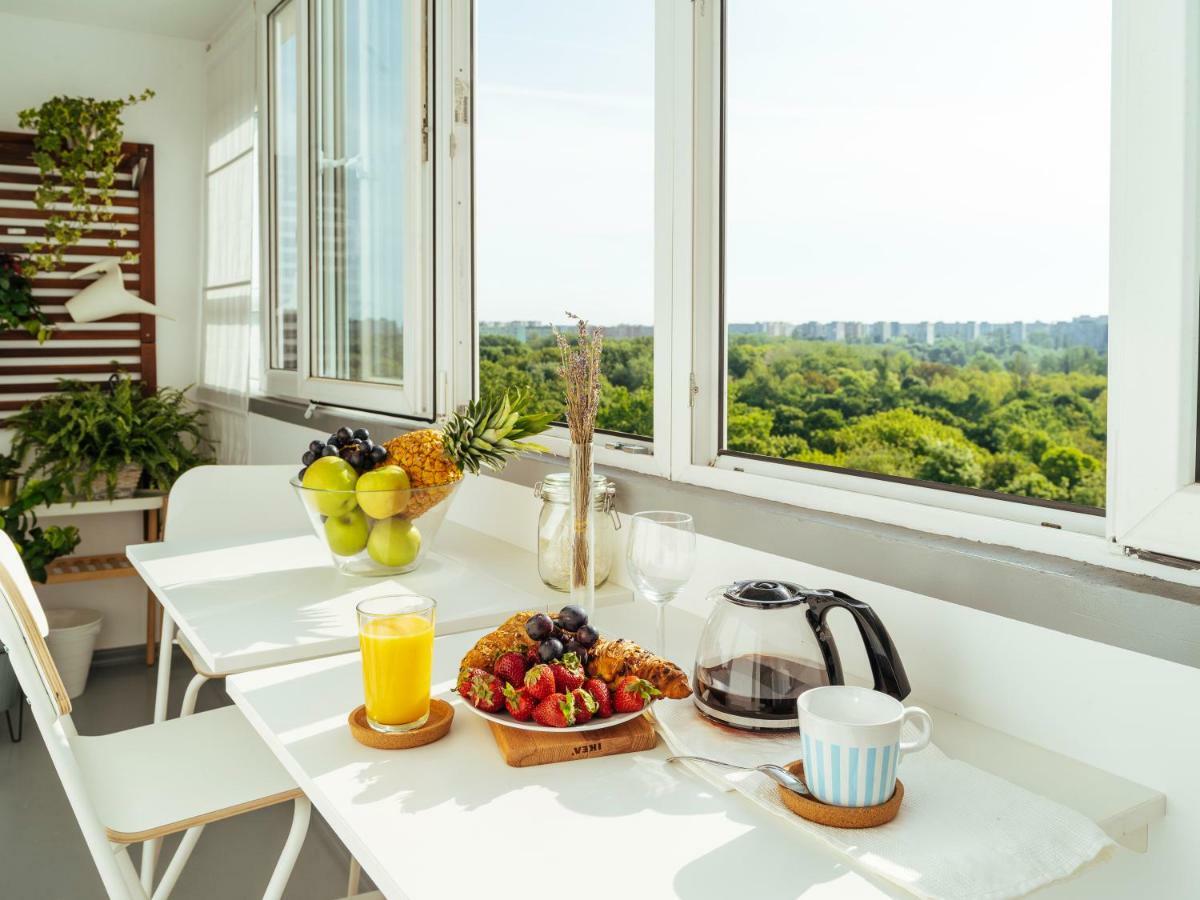 Parklake Design Apartment - Fabulous View - Netflix Bucarest Esterno foto