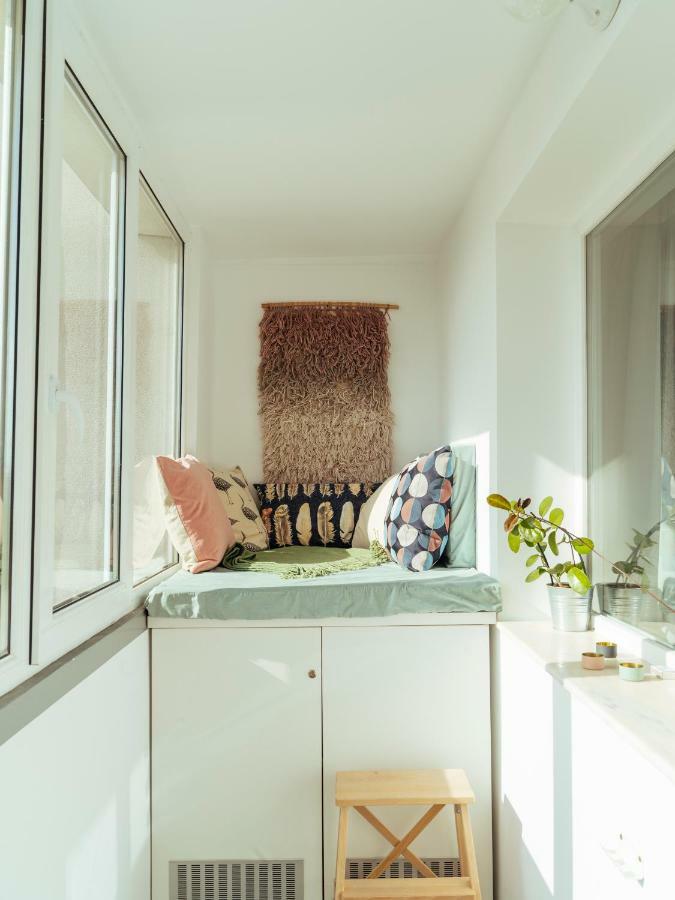 Parklake Design Apartment - Fabulous View - Netflix Bucarest Esterno foto
