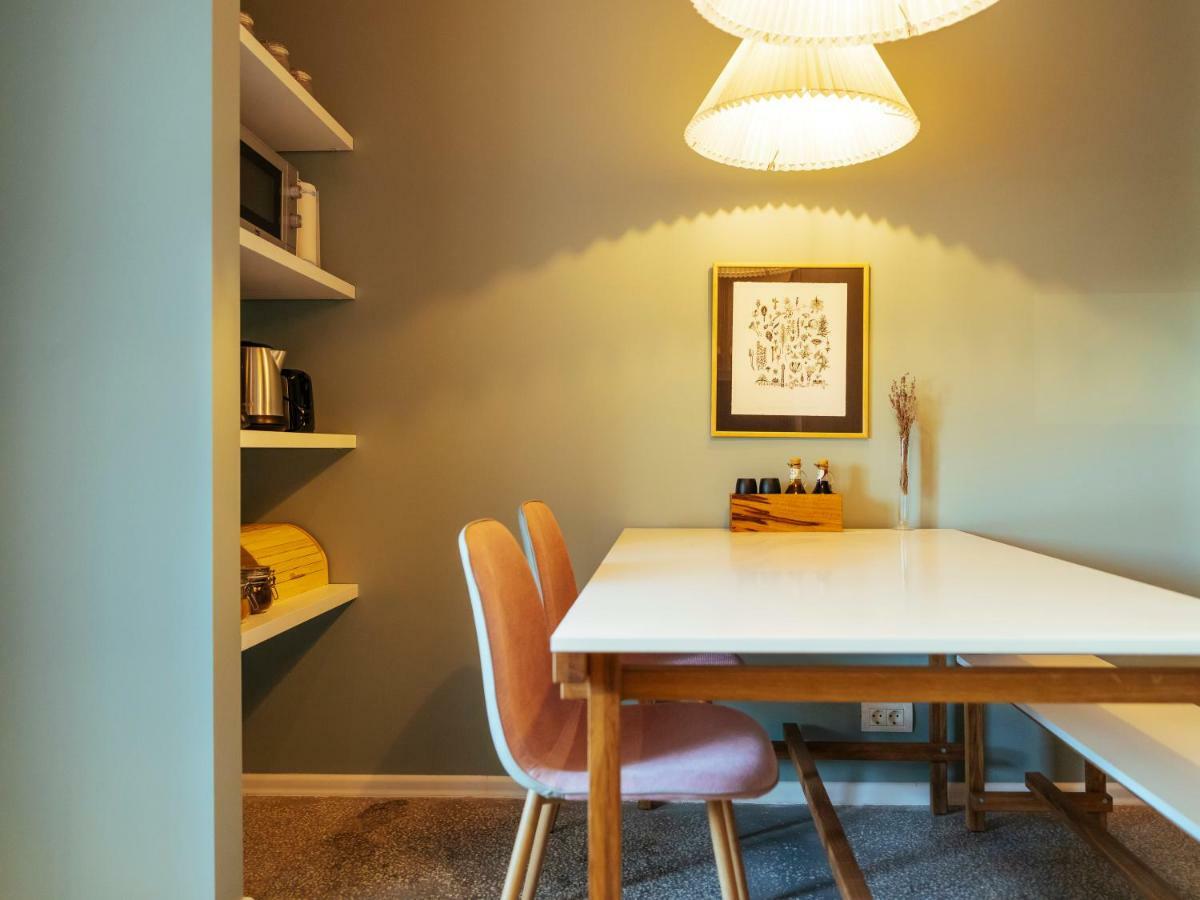 Parklake Design Apartment - Fabulous View - Netflix Bucarest Esterno foto