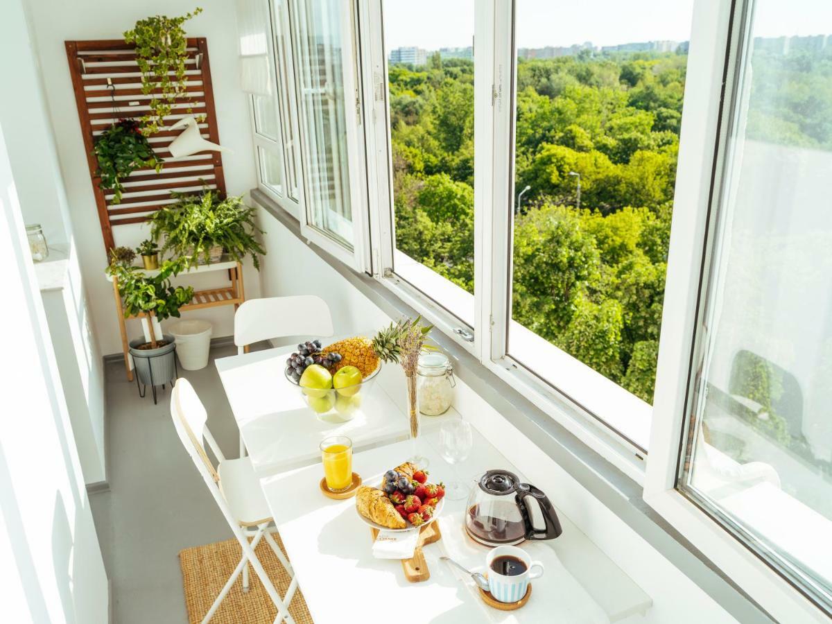 Parklake Design Apartment - Fabulous View - Netflix Bucarest Esterno foto
