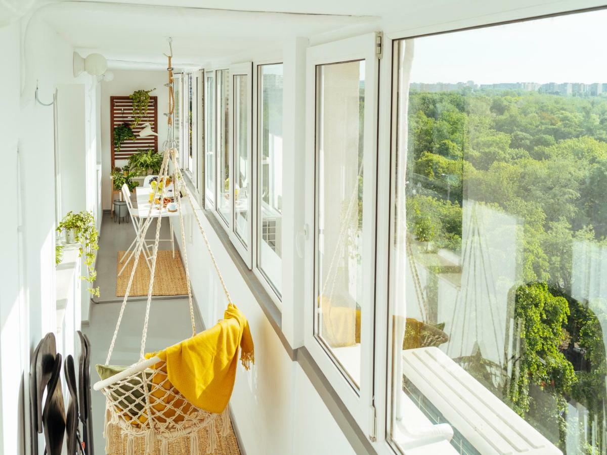 Parklake Design Apartment - Fabulous View - Netflix Bucarest Esterno foto