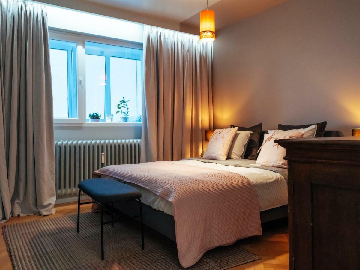 Parklake Design Apartment - Fabulous View - Netflix Bucarest Esterno foto